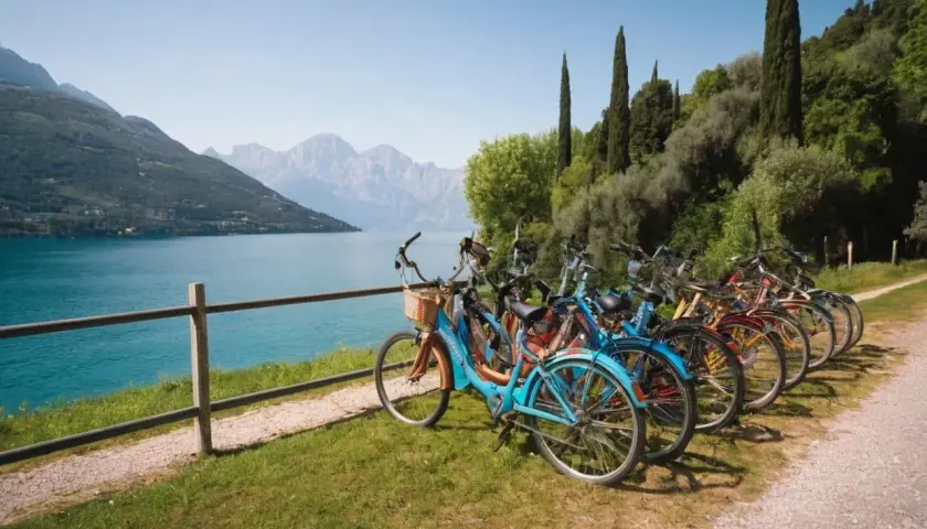 Ile kosztuje wypożyczenie roweru nad jeziorem Garda? Ceny i porady